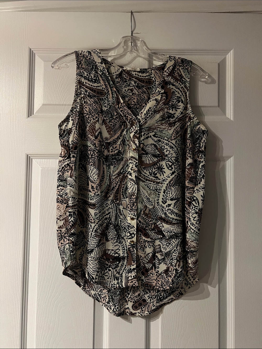 Maurices Cream and Brown Paisley Button-Front Sleeveless Top